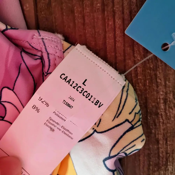 NWT Cupshe Bikini Top Underwire & Push Up Purple Orange Floral Size Large - Picture 6 of 15